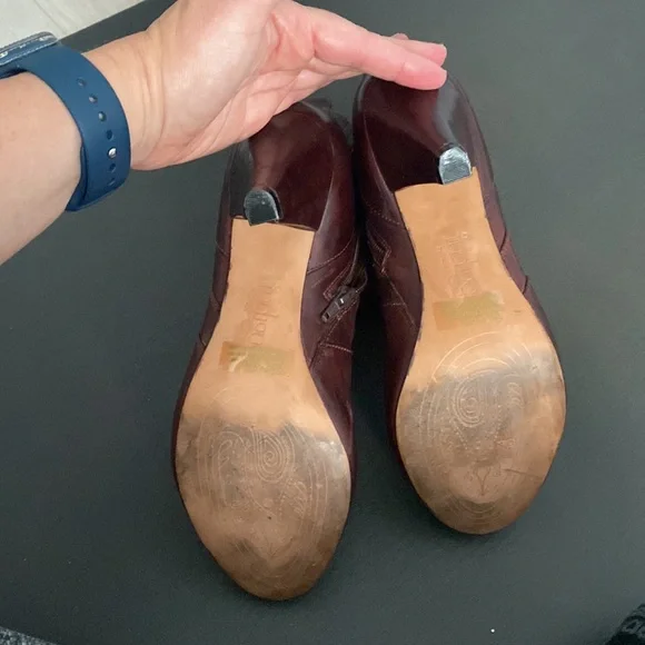 Indigo by Clarks Brown Leather Ankle Boots size 7 - Picture 8 of 8